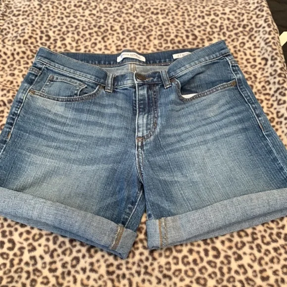 Womens Banaba Republic shorts - Picture 6 of 6